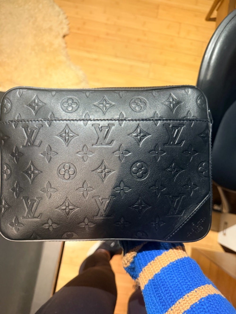 Louis Vuitton Black Duo Messenger Bag with Strap and Coin Pouch - Picture 9 of 11